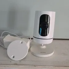 Vivint A1G V-CAM1 Indoor Wi-Fi IP Network Camera 1080p White/Black w/ Bracket