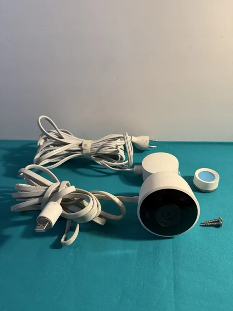 Google Nest Cam Outdoor 1st Gen Wired Security Camera 1080p NC2100ES White