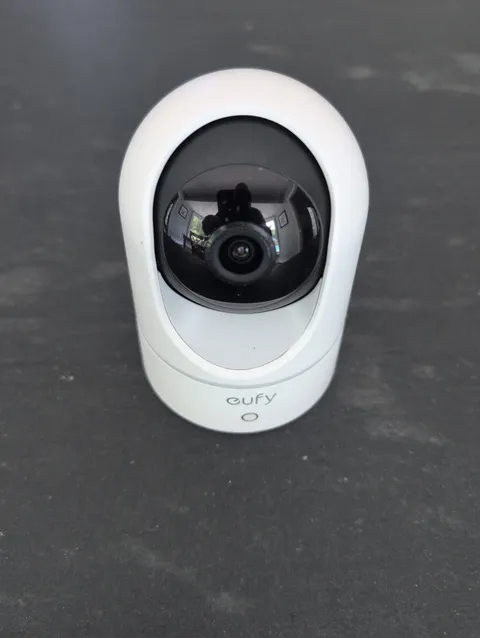 eufy E220 Indoor Security Camera 3MP Wi-Fi  Camera Only