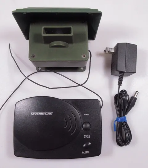Chamberlain RWA-300R Wireless Motion Driveway Alert Security System