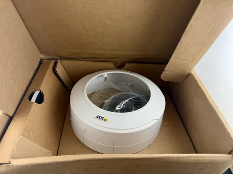 Axis P3227-LVE IP security camera Outdoor Dome Ceiling/Wall 3072 x 1728 pixel 5M