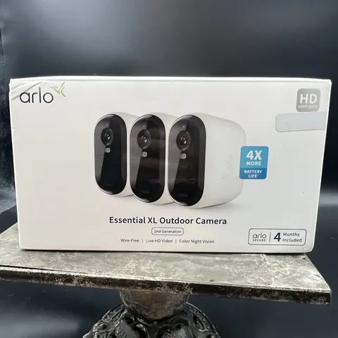 Arlo Essential XL Outdoor HD Camera (2nd Gen) 3 Pack VMC2352-1CCNAS