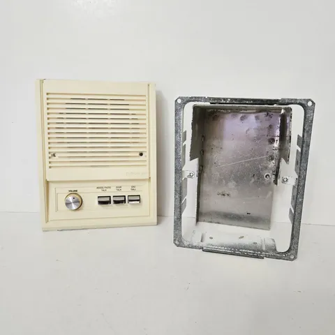 VTG Nutone Scovill Intercom Speaker & Metal Wall Insert E1170 * Read