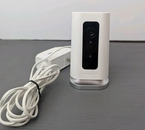 Honeywell CHC8080W1000 C1 Wi-Fi Home Security Camera Model CHCC1 (Tested)