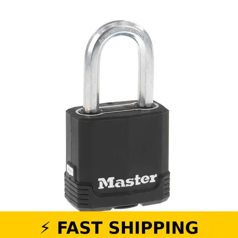Master Lock Magnum Heavy Duty Padlock - Outdoor Weather Resistant Black