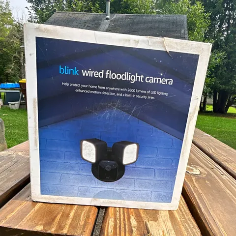 Blink Wired Floodlight Camera 1080p Wired Wi-Fi Outdoor White 2-Way Audio