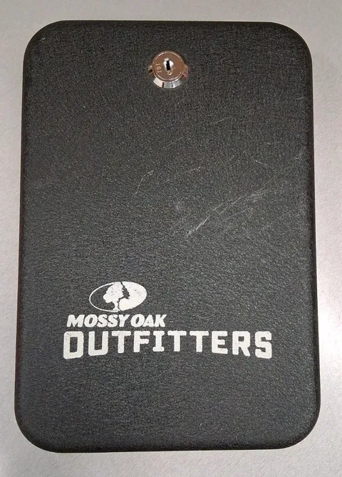Mossy Oak Lockable Portable Gun Box