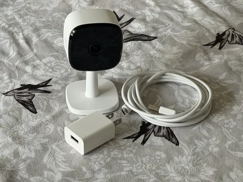 eufy Security 2K Indoor Plug-in Camera
