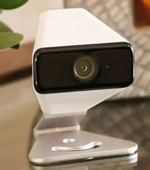 New Xfinity SCHX4AEW Home Wireless Security Camera 720p Hd White