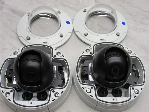 2 LOT - Axis P3375-VE POE Network Outdoor Dome Security Camera