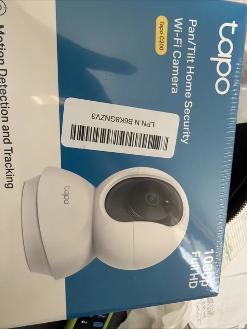 TP-Link C200 Tapo Pan/Tilt Security Camera /Baby, Pet Camera w/Motion Detection