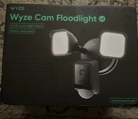 Wyze Cam Floodlight V2 Motion Activated Smart Home Security Black Wired
