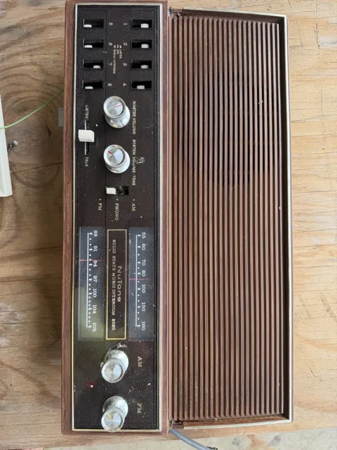 NuTone 2090 Solid State FM/AM Music Intercom Console w/ Stations