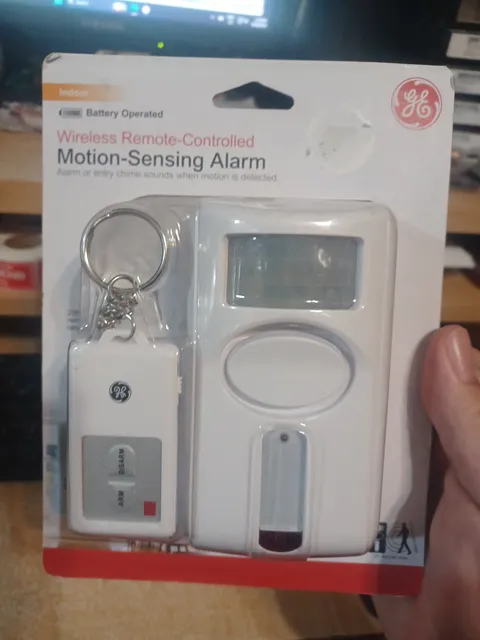 GE Personal Security Motion Sensing Alarm Entry Chime Mode 51207 Wireless Remote