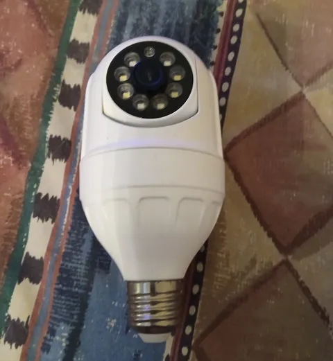 Wi-Fi Bulb Security Camera E26/E27 Screw Base 1080p FHD Night Vision White