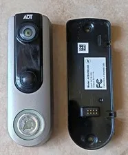 ADT Doorbell DBC835 Wireless Indoor/Outdoor Doorbell Camera & Mount TESTED WORKS