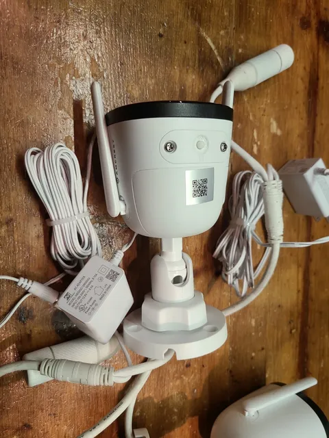 Amcrest Cctv Camera Ash22-w 2 Pcs