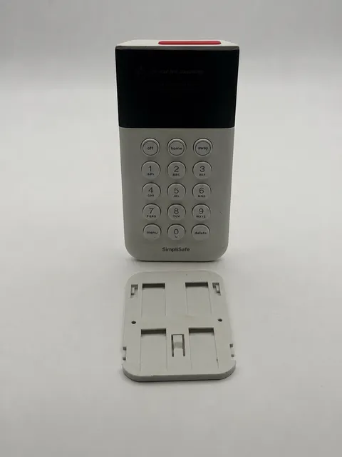 SimpliSafe Home Security System Keypad Remote White Model SSKP3