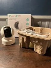 Kasa 2K QHD Pan Tilt Security Camera Color Night Vision Indoor KC410S, NEW!