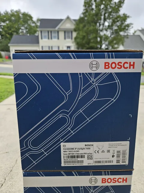NEW Bosch FLEXIDOME IP Starlight 7000 VR NIN-73023-A3AS Fixed Dome 2MP HDR