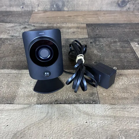 SimpliSafe Indoor Camera Wi-Fi HD Security Camera Model SSCM2 W/Cable