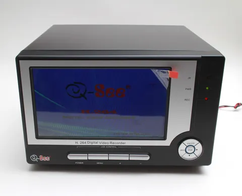 Q-See QR4074 4 Channel H.264 DVR Digital Video Recorder 7" LCD Monitor w/ 320GB