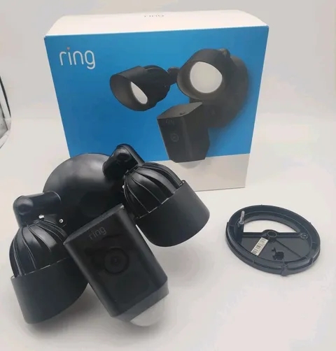 Ring 5AT3T2 Floodlight Cam Wired Plus Outdoor 1080p HD Security Camera Working!