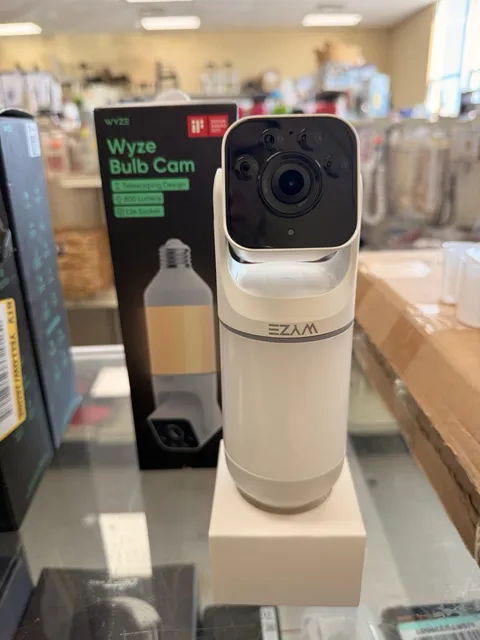 Wyze Bulb Cam, 2K HD Wireless Security Camera, In/Outdoor, Full Color, LED Bulb