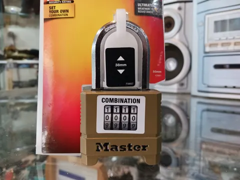 MASTER LOCK M175DLFAU 50mm COMBINATION PADLOCK ZINC DIE CAST