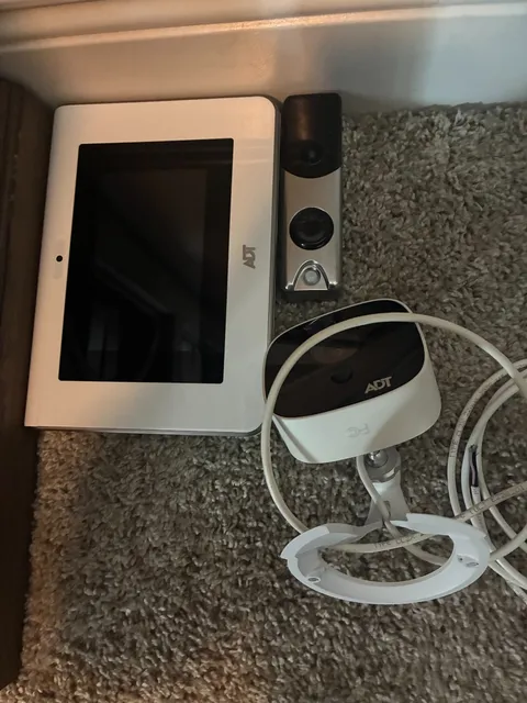 ADT Hardware Lot Touchscreen, Camera, Doorbell