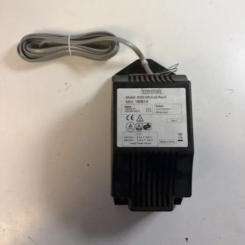 NEW Sensormatic 0300-0914-03  Rev F Universal Transformer 100/120V 220/230