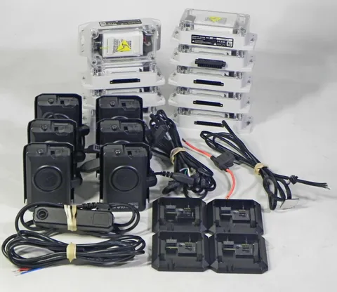AXON FLEET 2 LOT OF 6 FRONT CAM (AX1014) 10 BATTERIES 4 DOCKS 1 REAR CAM TESTED