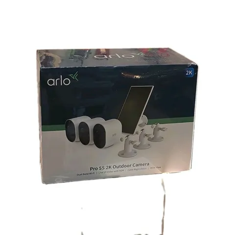 Arlo Pro 5S 2K Spotlight Camera 3 Pack With Solar Panel VMK4360P