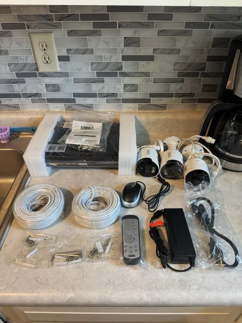 Cobra 4k 2 Camera Security System New Open Box Surveillance Night Vision (READ)