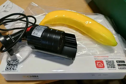 ZOSI ZR08zN H.264 Network DIGITAL VIDEO RECORDER And ZOSI 1080p HD Night Camera