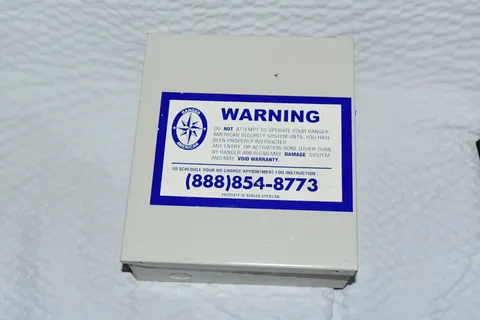 DSC PC1555mx PC1555MX50/300 Security Alarm Motherboard/Control Panel 517C1