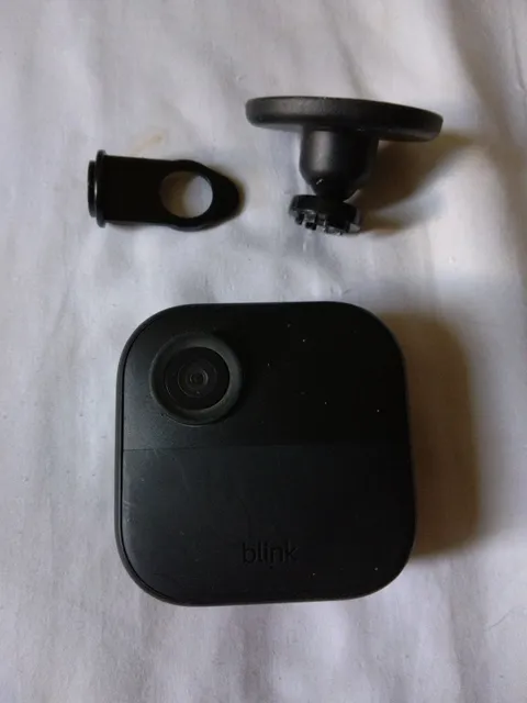 Blink Outdoor 4 Battery Extension Pack Accessory for Outdoor 4 Security Cameras.