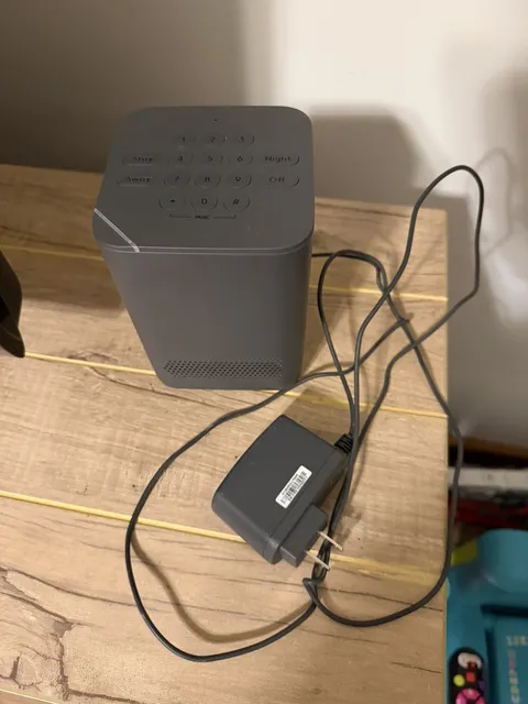 EUC Blue By ADT Smart Home Hub S40LR0-01 Pearl Gray
