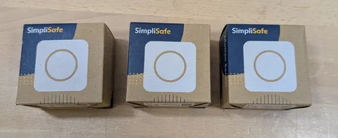 3x NEW Simplisafe MOTION SENSOR White CA001 (Latest Model) Lot