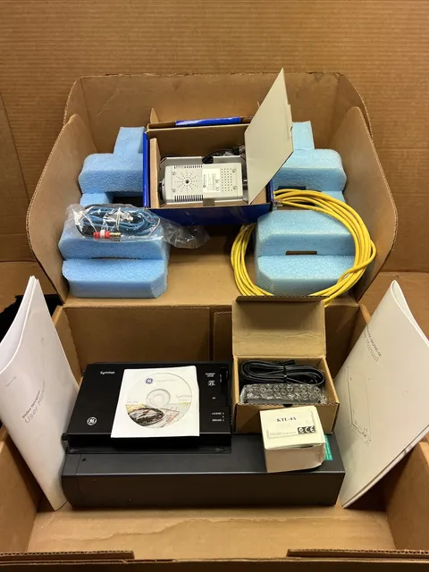 USED AND NEW - OPEN BOX - GE SECURITY VSR-4 / SYMNET VSC-5RC - KIT