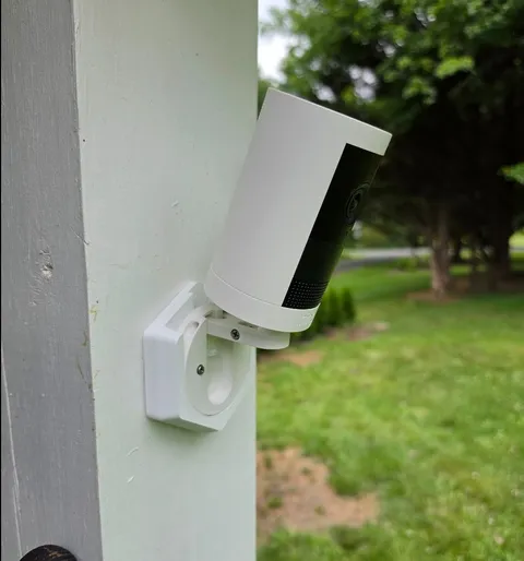 Ring Outdoor Cam Plus Security Camera Flat Mount Stand Bracket White