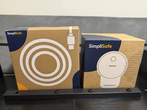 SimpliSafe - Outdoor Camera Series 2 - White Brand New Sealed