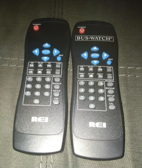 NEW! DVR REI HD420 ((( TWO ~  REMOTES ONLY!)))