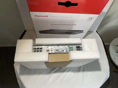 Honeywell 8CH 4TB Embedded Network Video Recorder NVR HN30080204 Black New