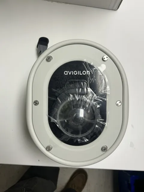 Avigilon 3.0C-H5A-CR2-IR IP 3MP IR Wired Indoor/Outdoor Camera White