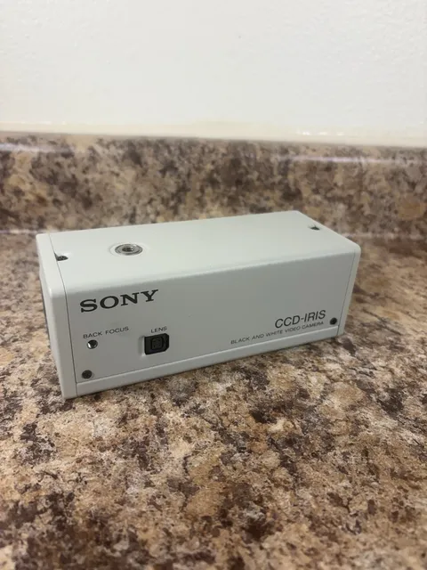 Sony SSC-M350 CCD-IRIS B&W Video Camera 8.5mm Lens Japan