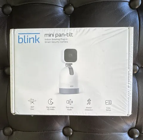 Blink Mini Pan-Tilt 1080p Indoor Wi-Fi Cam 360° View, 2-Way Audio, White - New