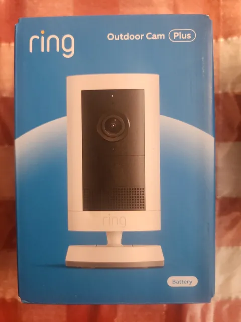Ring Outdoor Cam Plus Wireless Outdoor Camera White, NEW