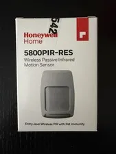 NEW Lot x2 Honeywell Home 5800PIR-RES Entry-Level Wireless PIR Motion Sensor Pet