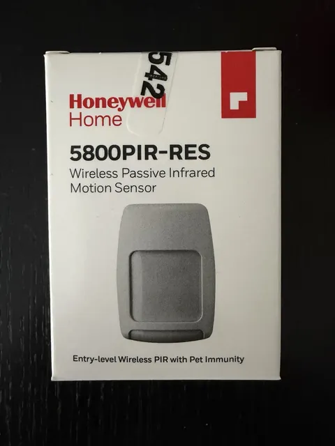 NEW Lot x2 Honeywell Home 5800PIR-RES Entry-Level Wireless PIR Motion Sensor Pet